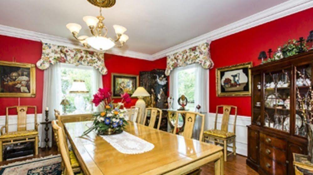 Matthews Manor Bed & Breakfast Екстериор снимка