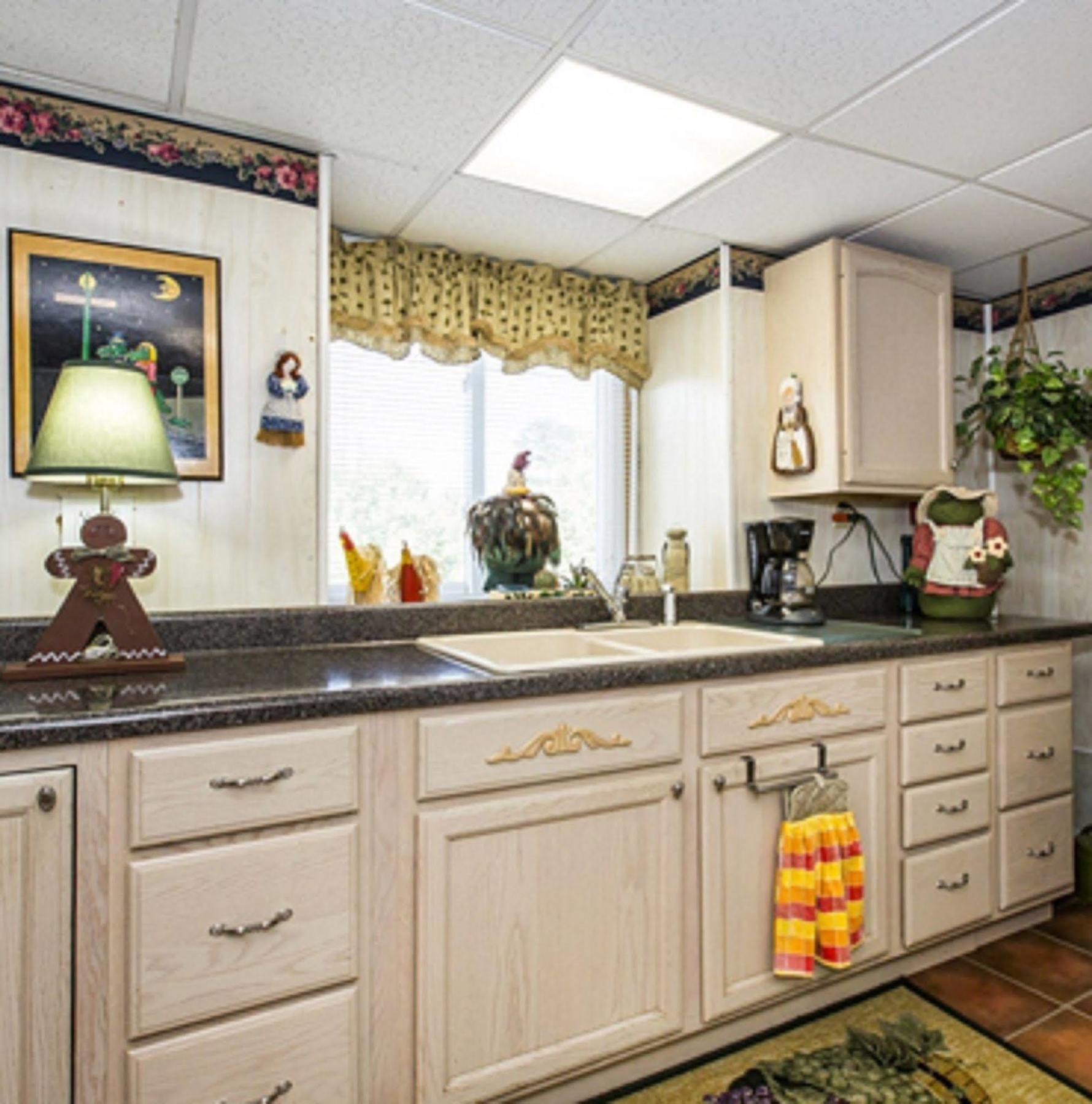 Matthews Manor Bed & Breakfast Екстериор снимка